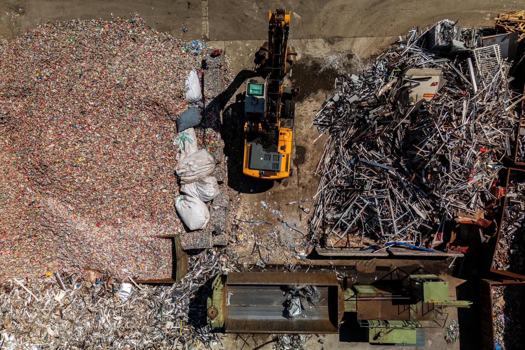 How Responsible Recycling Helps Save Valuable Resources